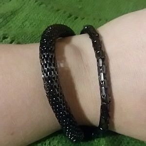 Set of two metal-mesh black bangles